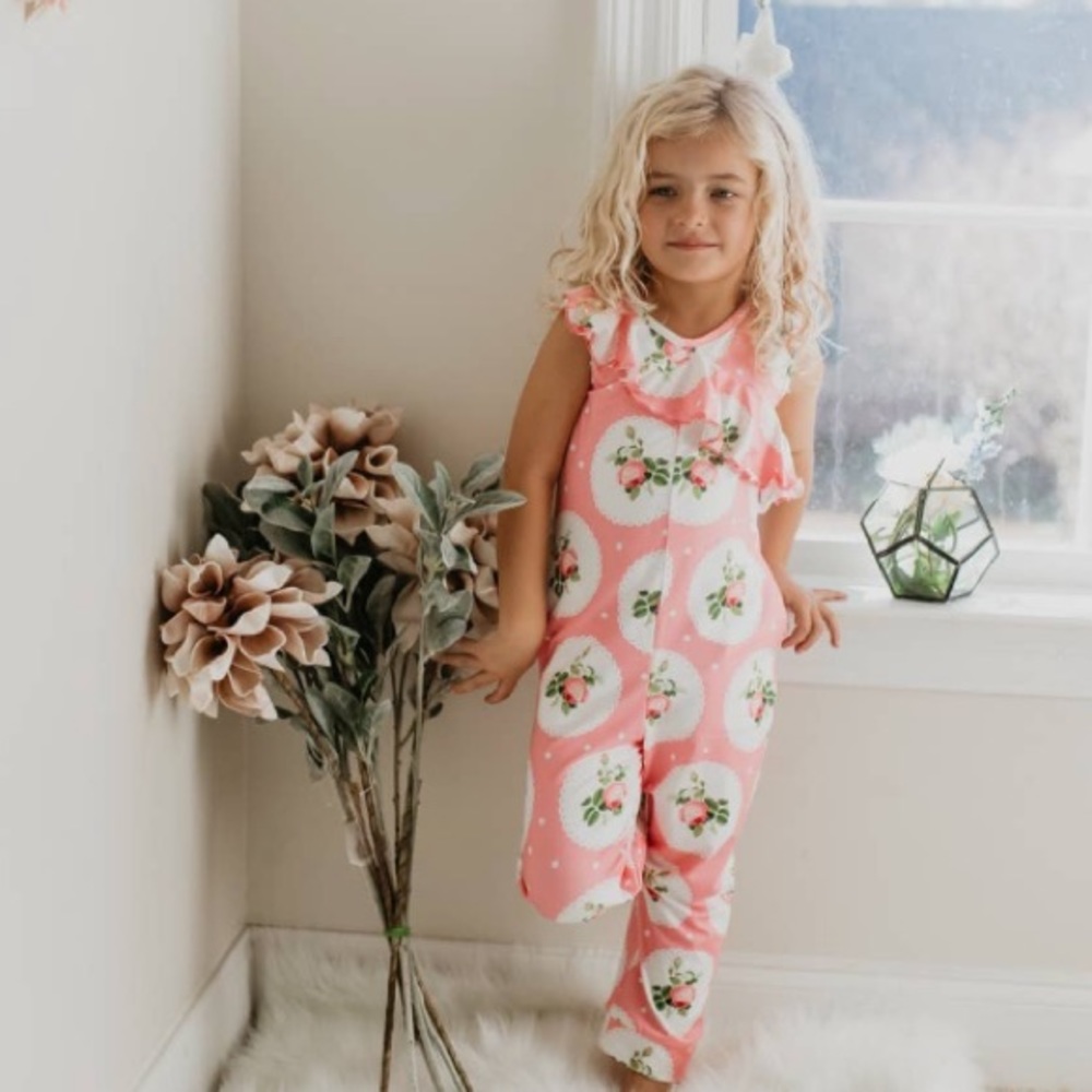 Closet Clearout - Girl’s Pink & White Floral Jumpsuit